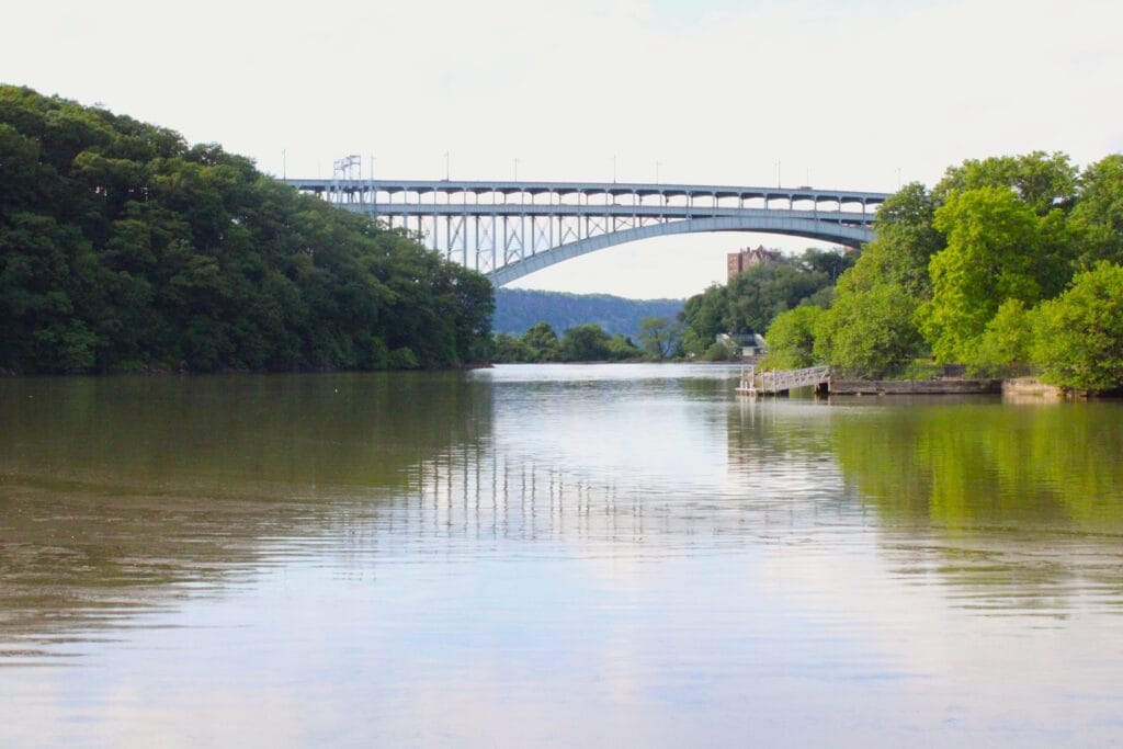 shot of the henry hudson bridge